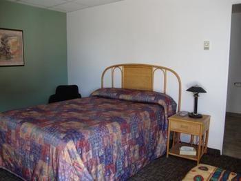 Motel De La Riviere Saint-Félicien Екстериор снимка